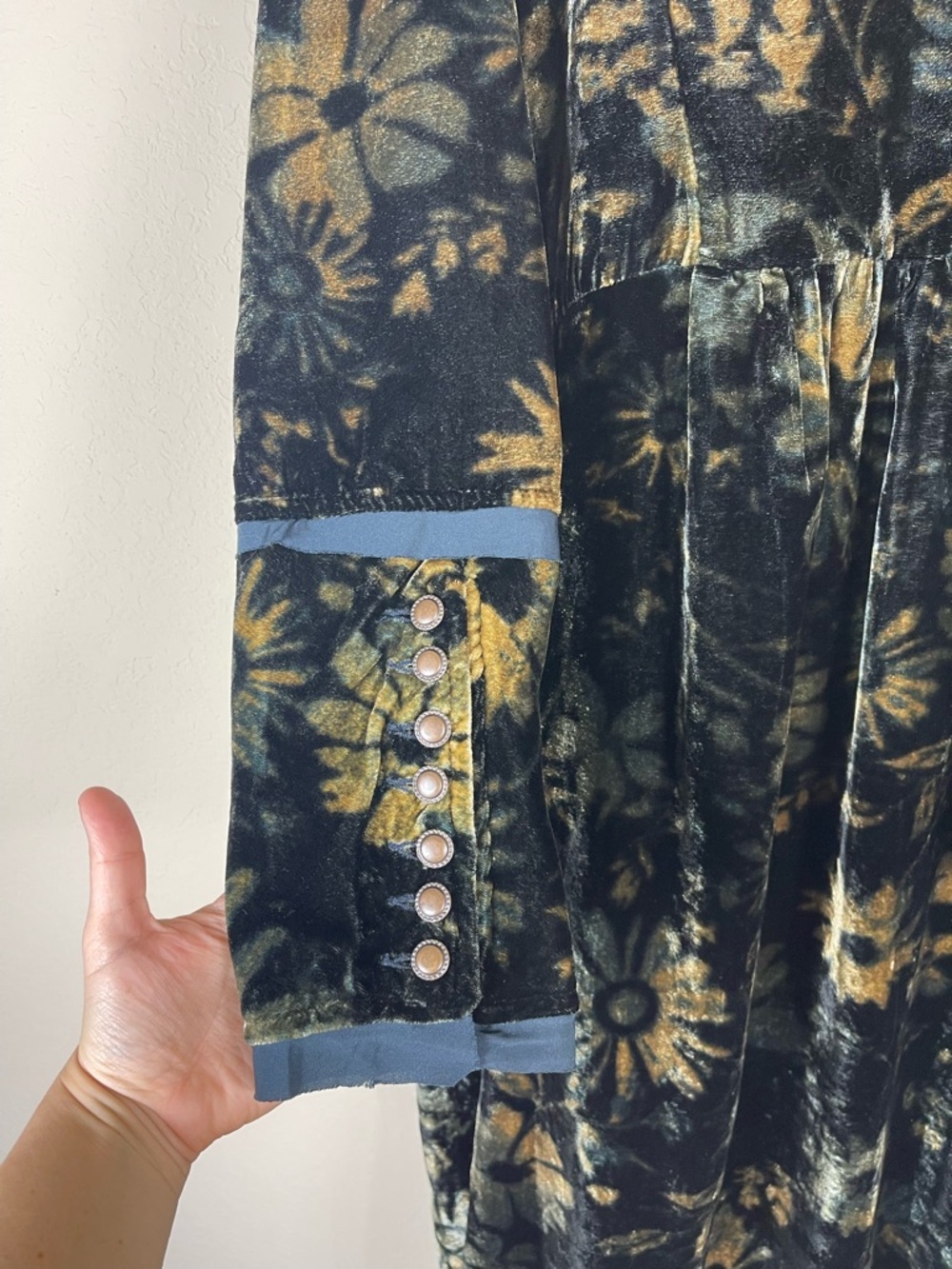 Free People Hazel Velvet Floral Duster Size Small - Picture 11 of 12